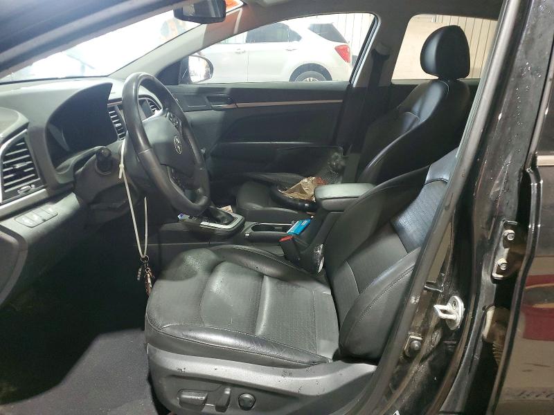 61031776 :رقم المزاد ، 5NPD84LF4HH013205 vin ، 2017 Hyundai Elantra مزاد بيع