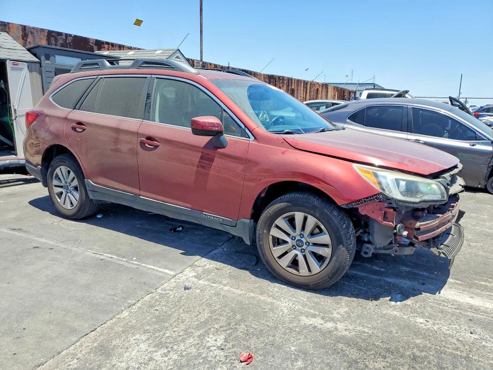 61192966 :رقم المزاد ، 4S4BSADC0F3259863 vin ، 2015 Subaru Outback مزاد بيع