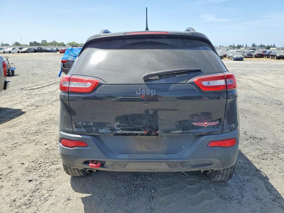 59394786 :رقم المزاد ، 1C4PJMBS5HW649674 vin ، 2017 Jeep Cherokee مزاد بيع