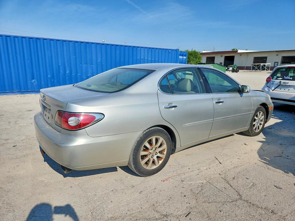 2003 Lexus Es მანქანა იყიდება აუქციონზე, vin: JTHBF30GX30140632, აუქციონის ნომერი: 62849426
