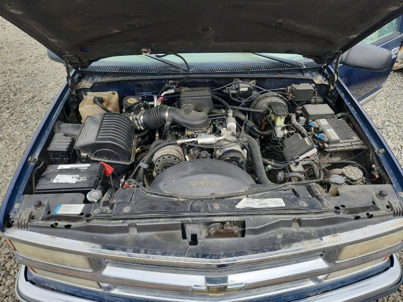60899506 :رقم المزاد ، 3GNFK16R8XG222878 vin ، 1999 Chevrolet Suburban مزاد بيع
