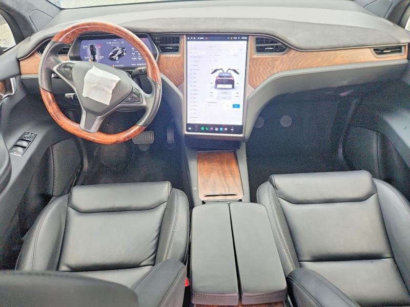 61947616 :رقم المزاد ، 5YJXCDE24LF298677 vin ، 2020 Tesla Model X مزاد بيع