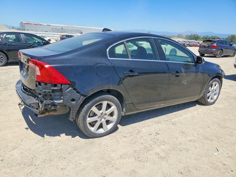 Продаж на аукціоні авто 2016 Volvo S60, vin: YV126MFK0G1391057, номер лоту: 62810256
