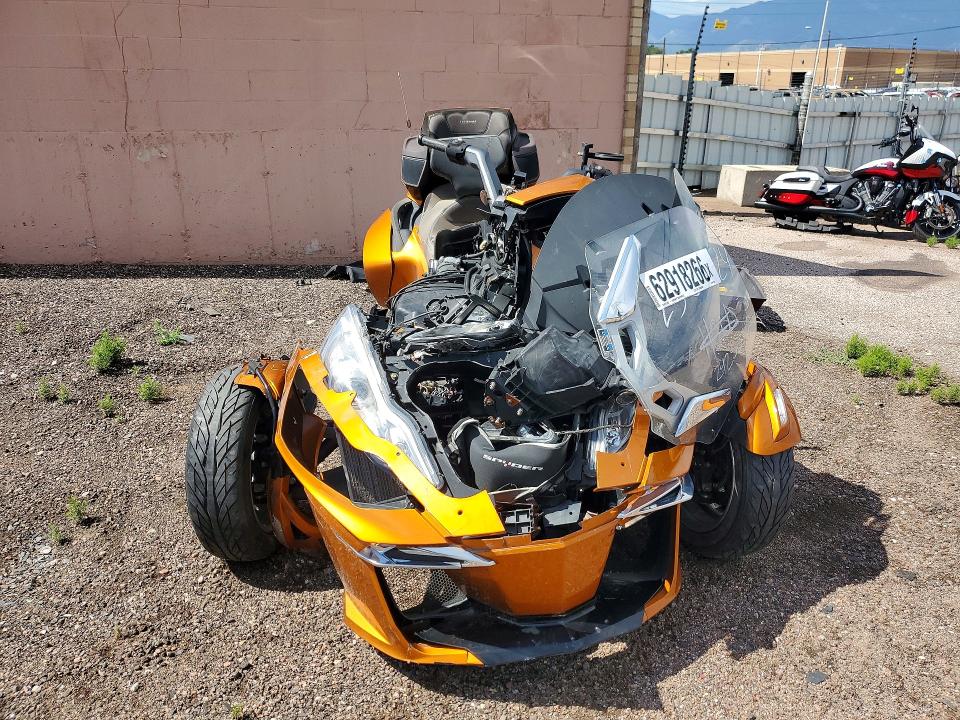 2014 Can-am Spyder Roadster მანქანა იყიდება აუქციონზე, vin: 2BXNBDD13EV000069, აუქციონის ნომერი: 62918266