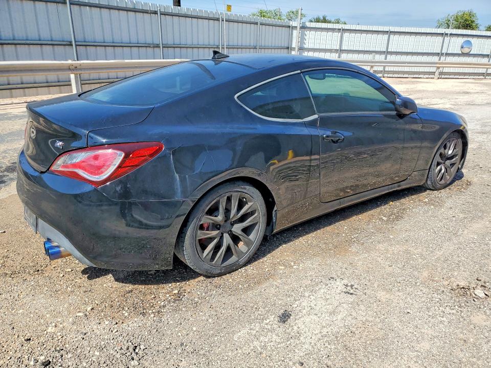 2014 Hyundai Genesis Coupe მანქანა იყიდება აუქციონზე, vin: KMHHT6KD3EU121243, აუქციონის ნომერი: 73342135