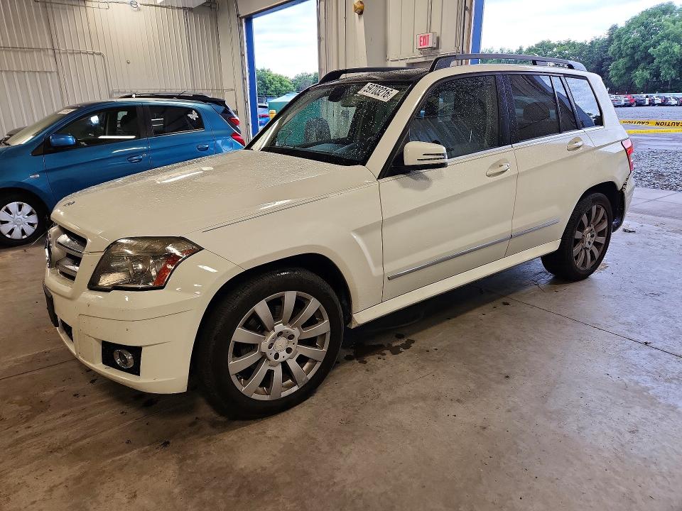 59703216 :رقم المزاد ، WDCGG8HB5BF602210 vin ، 2011 Mercedes-benz Glk مزاد بيع