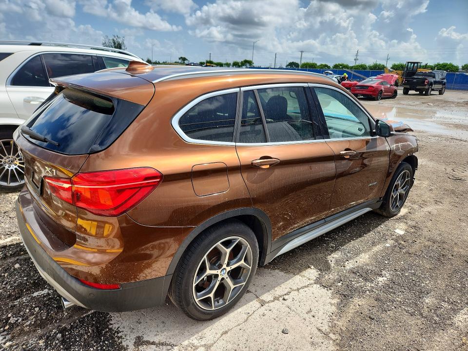 Продаж на аукціоні авто 2017 Bmw X1, vin: WBXHT3C33H5F82651, номер лоту: 62514636