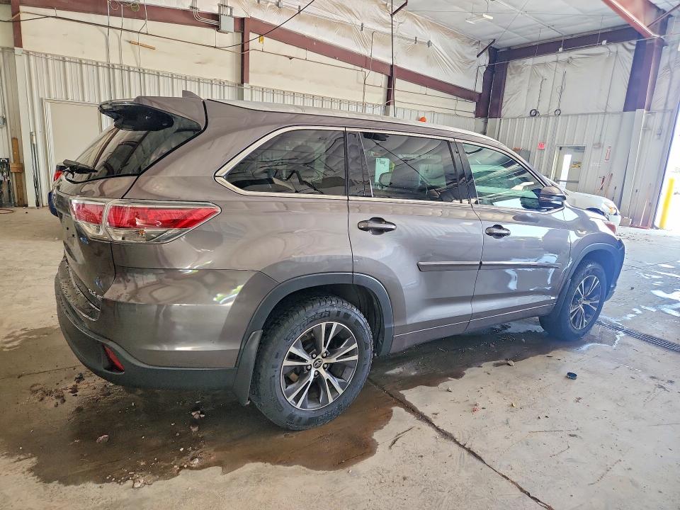 63122936 :رقم المزاد ، 5TDJKRFH2GS313655 vin ، 2016 Toyota Highlander مزاد بيع
