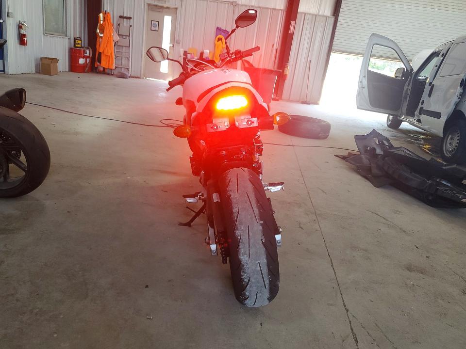 Продажа на аукционе авто 2016 Suzuki Gsx-s750, vin: JS1GR7NA3G2100133, номер лота: 63148326