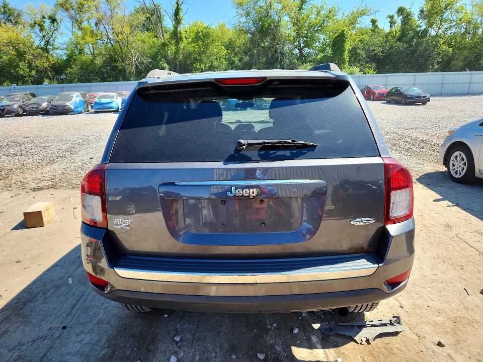 62595766 :رقم المزاد ، 1C4NJCEAXFD209849 vin ، 2015 Jeep Compass مزاد بيع