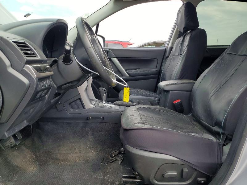 Продажа на аукционе авто 2017 Subaru Forester, vin: JF2SJAJC8HH527593, номер лота: 61318796