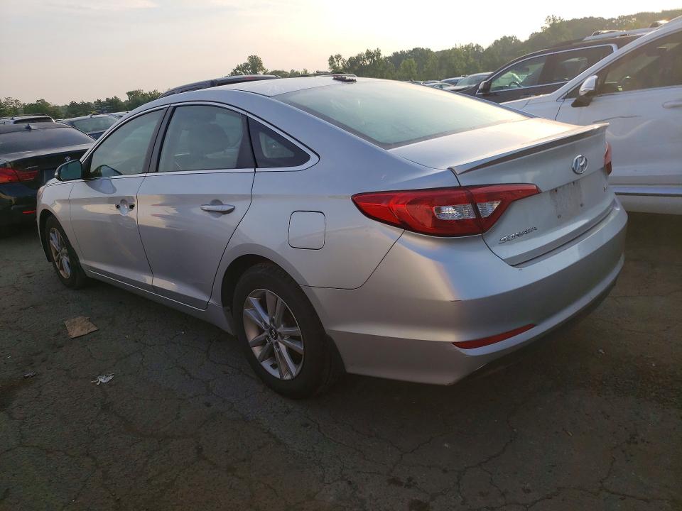 59742416 :رقم المزاد ، 5NPE24AA9FH142874 vin ، 2015 Hyundai Sonata مزاد بيع