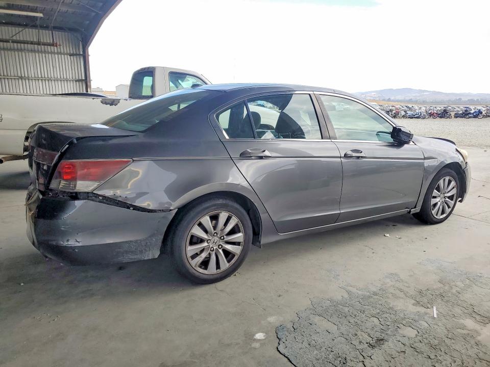 2011 Honda Accord მანქანა იყიდება აუქციონზე, vin: 1HGCP2F87BA016891, აუქციონის ნომერი: 60704326