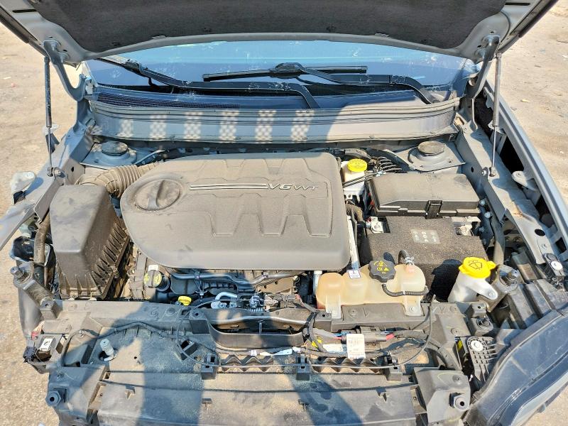 61156046 :رقم المزاد ، 1C4PJMMX6ND520309 vin ، 2022 Jeep Cherokee مزاد بيع