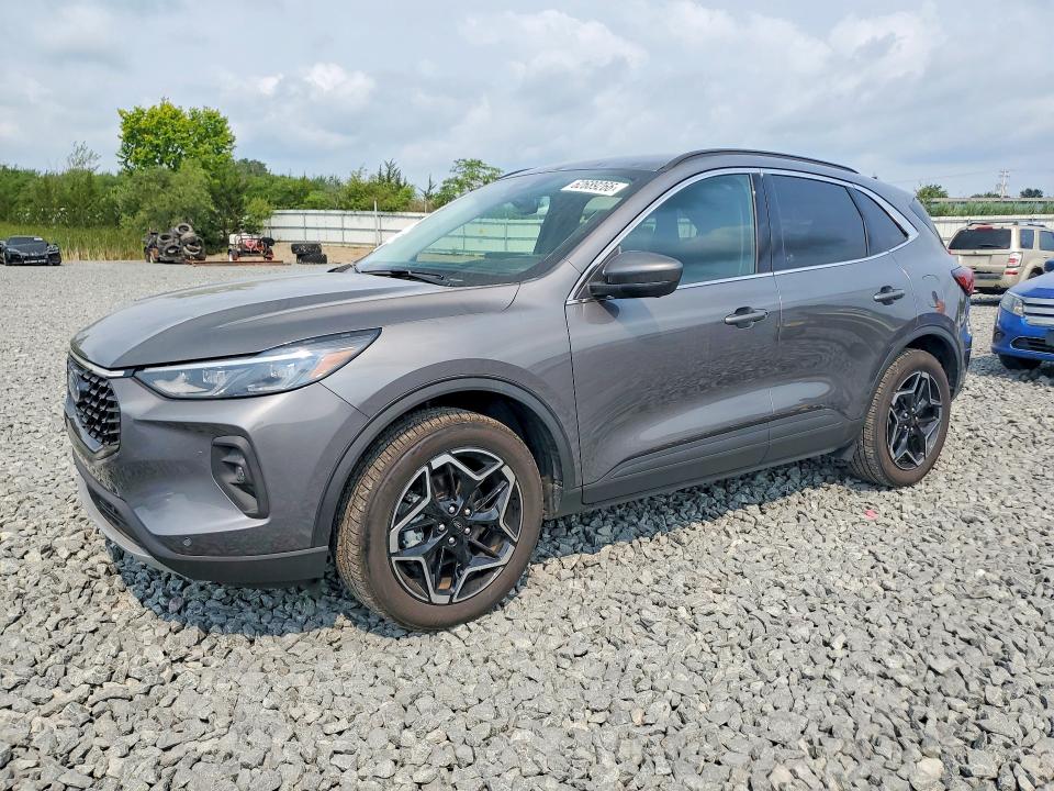 62689266 :رقم المزاد ، 1FMCU9JZ4SUB63194 vin ، 2025 Ford Escape مزاد بيع