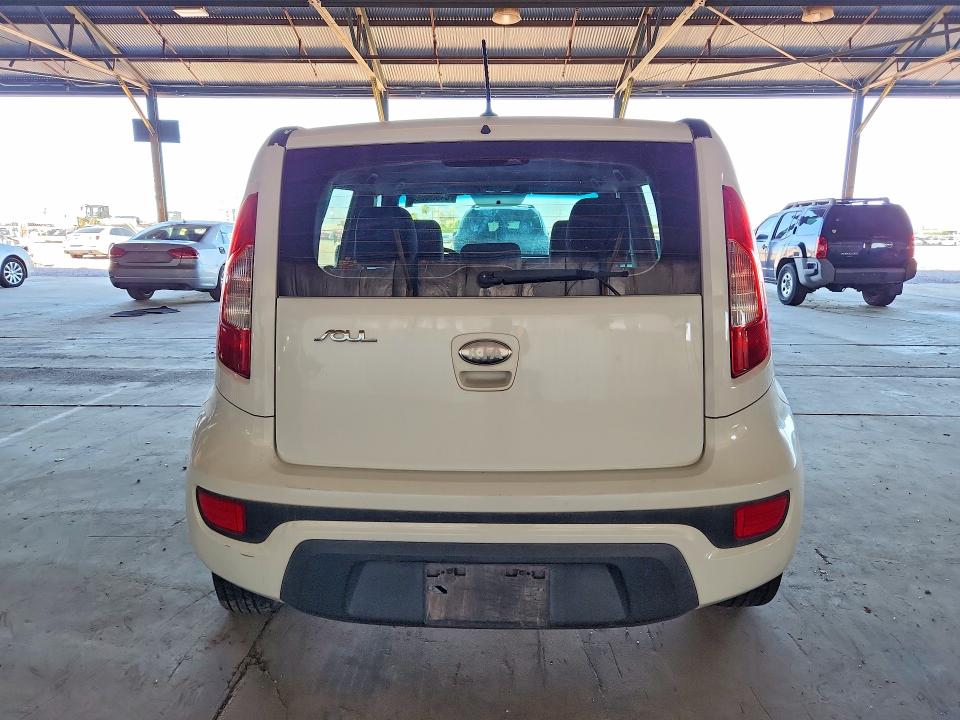 61924726 :رقم المزاد ، KNDJT2A56D7755359 vin ، 2013 Kia Soul مزاد بيع