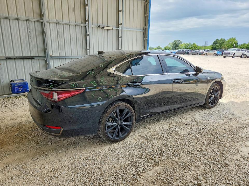 60819476 :رقم المزاد ، 58AGA1C19NU023013 vin ، 2022 Lexus Es 300h مزاد بيع