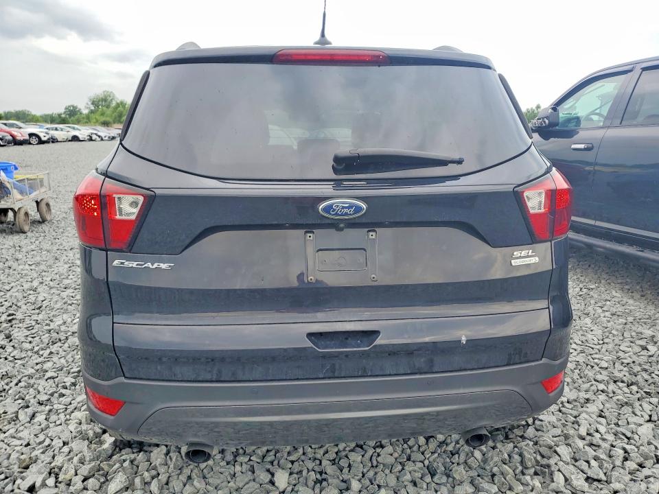 59361096 :رقم المزاد ، 1FMCU0HD7KUA03252 vin ، 2019 Ford Escape مزاد بيع