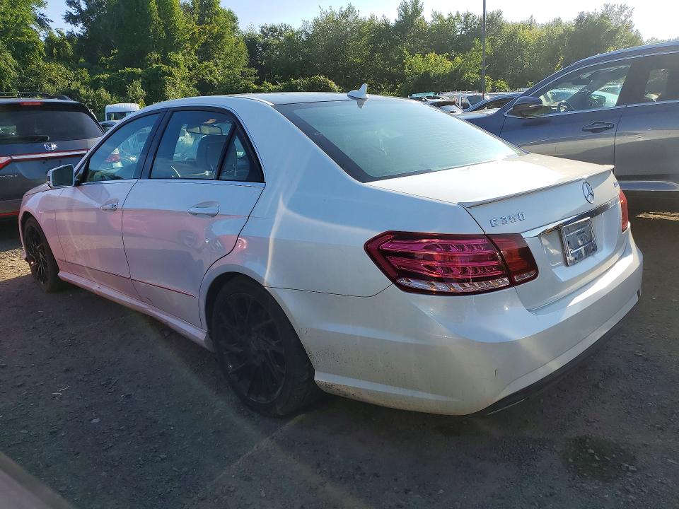 2011 Mercedes-benz E მანქანა იყიდება აუქციონზე, vin: WDDHF8HB7BA453704, აუქციონის ნომერი: 61550286