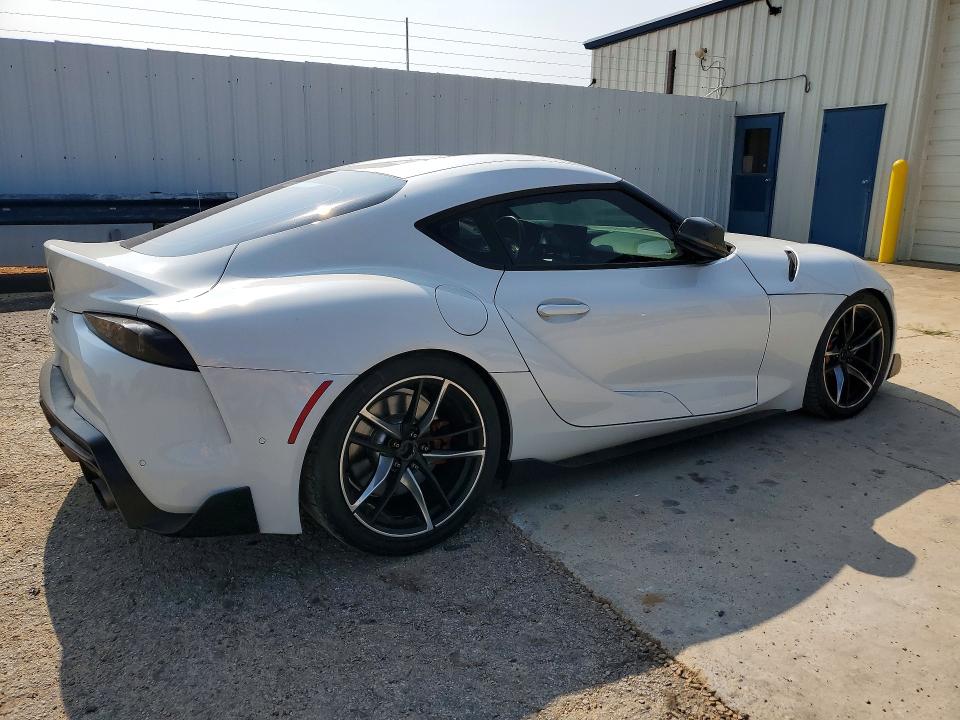 2021 Toyota Gr Supra მანქანა იყიდება აუქციონზე, vin: WZ1DB0C01MW042902, აუქციონის ნომერი: 58908776