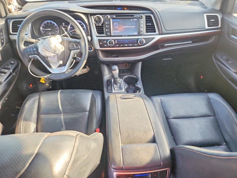 2015 Toyota Highlander მანქანა იყიდება აუქციონზე, vin: 5TDYKRFH2FS062388, აუქციონის ნომერი: 61789266