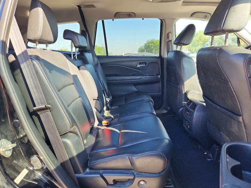 60816146 :رقم المزاد ، 5FNYF6H99GB106059 vin ، 2016 Honda Pilot مزاد بيع