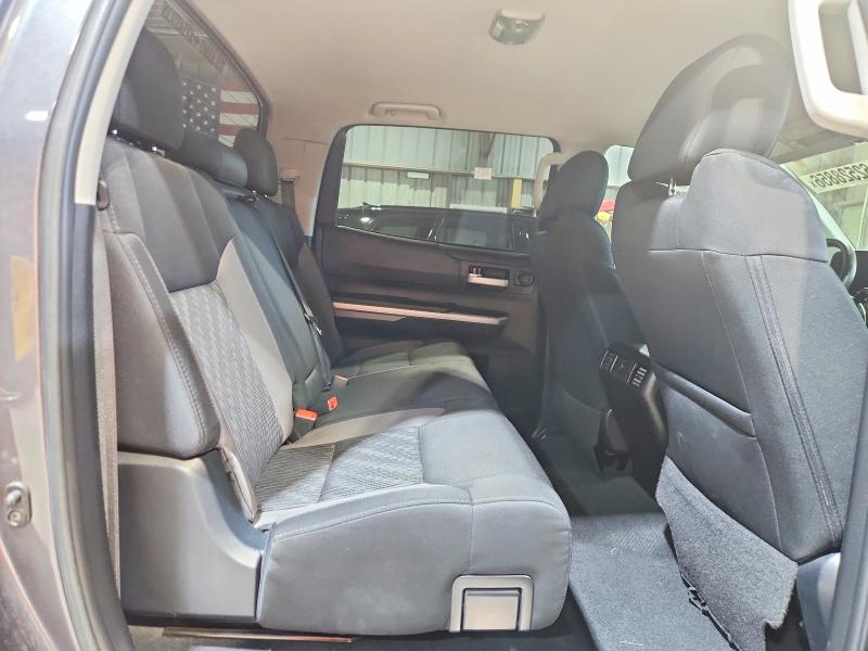 62528856 :رقم المزاد ، 5TFDW5F14GX526890 vin ، 2016 Toyota Tundra مزاد بيع