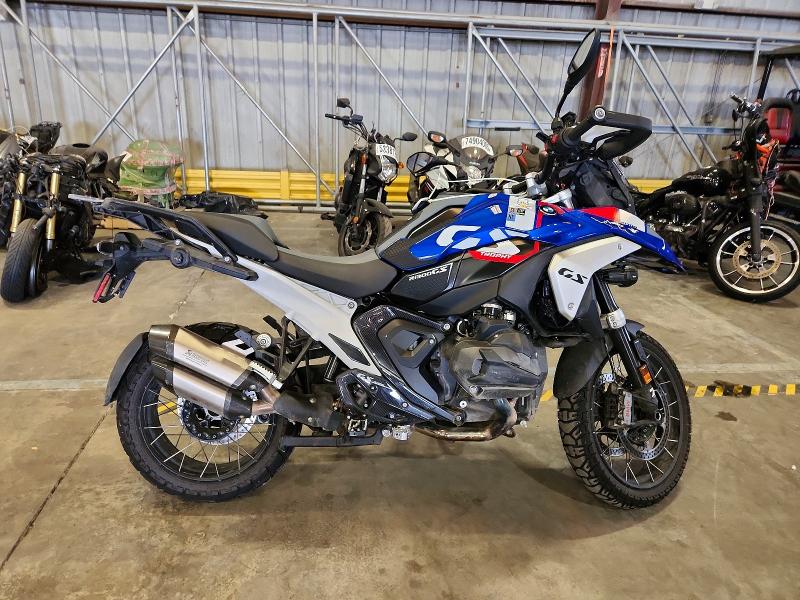 59601336 :رقم المزاد ، WB10M2305S6L52869 vin ، 2025 Bmw R 1300 مزاد بيع