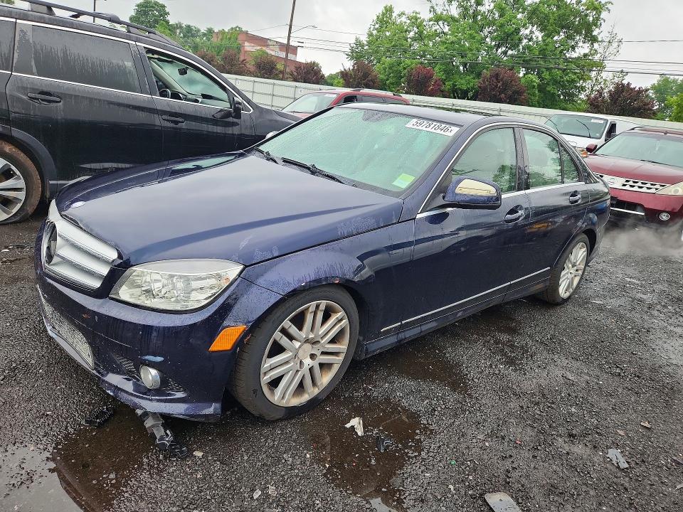 59781846 :رقم المزاد ، WDDGF81X29R084506 vin ، 2009 Mercedes-benz C مزاد بيع