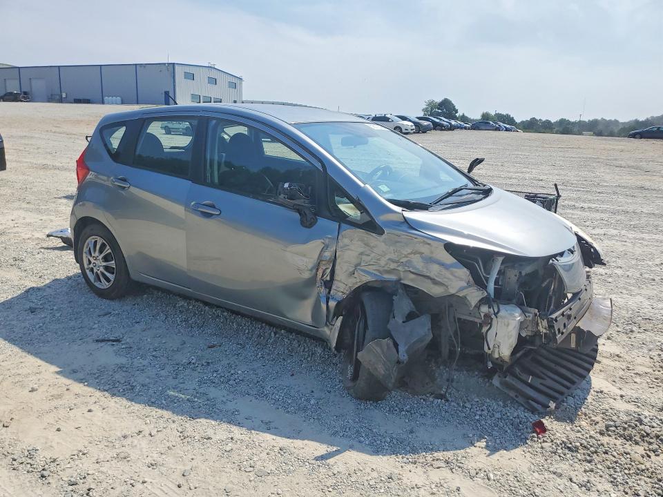 2015 Nissan Versa Note მანქანა იყიდება აუქციონზე, vin: 3N1CE2CP6FL411209, აუქციონის ნომერი: 62612276