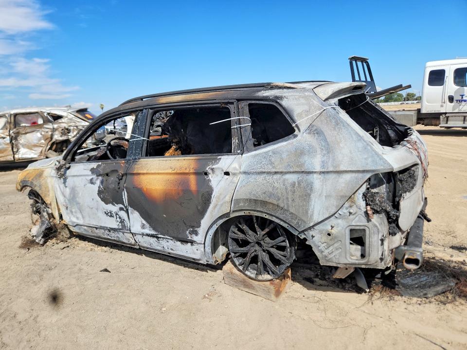 60112726 :رقم المزاد ، 3VV1B7AX8MM080719 vin ، 2021 Volkswagen Tiguan مزاد بيع
