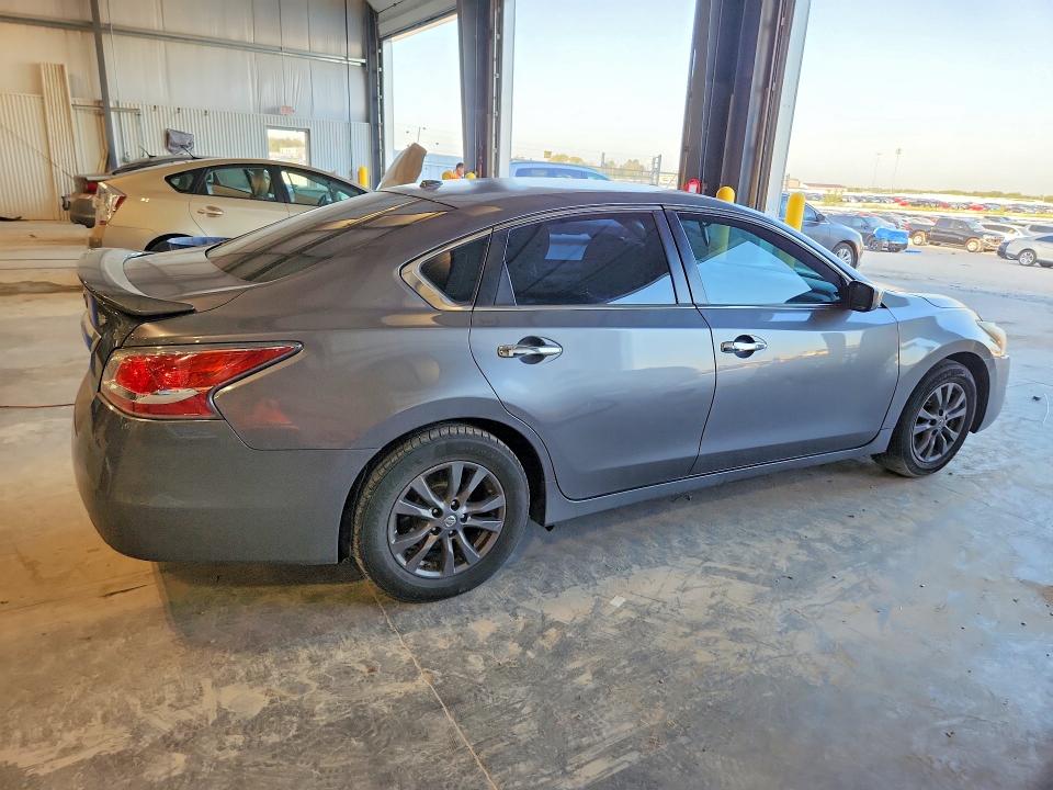 Продажа на аукционе авто 2015 Nissan Altima, vin: 1N4AL3AP7FC460259, номер лота: 61122746