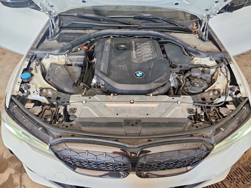 60696646 :رقم المزاد ، 3MW5U9J0XM8B61011 vin ، 2021 Bmw M340xi مزاد بيع