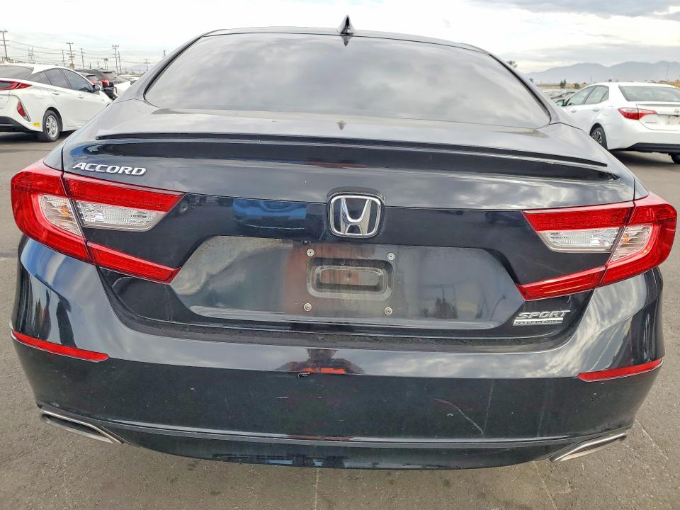 2022 Honda Accord მანქანა იყიდება აუქციონზე, vin: 1HGCV1F42NA072142, აუქციონის ნომერი: 60849466