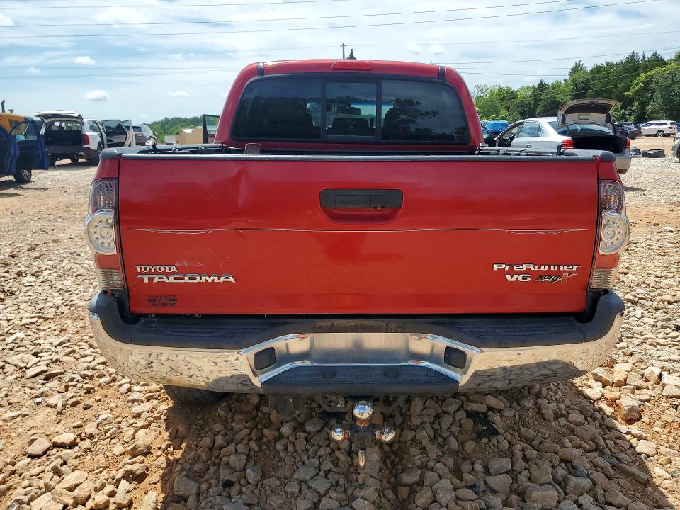 61931676 :رقم المزاد ، 5TFJU4GN5FX065878 vin ، 2015 Toyota Tacoma مزاد بيع