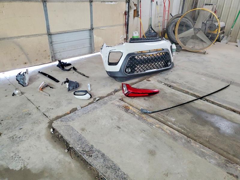 2021 Kia Soul მანქანა იყიდება აუქციონზე, vin: KNDJ33AU3M7143844, აუქციონის ნომერი: 61163426