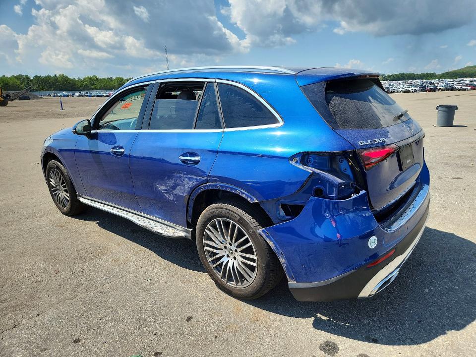 63217516 :رقم المزاد ، W1NKM4HB1PF055132 vin ، 2023 Mercedes-benz Glc مزاد بيع