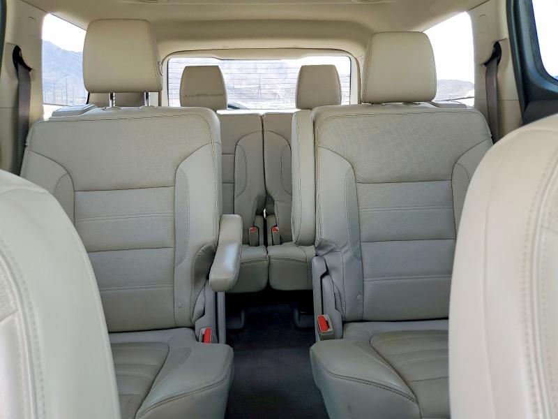 61232136 :رقم المزاد ، 1GKKNXLS5HZ240317 vin ، 2017 Gmc Acadia مزاد بيع