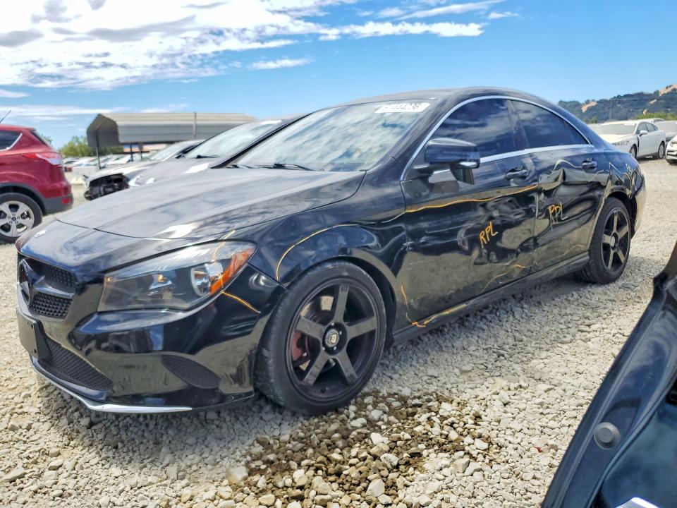 61444236 :رقم المزاد ، WDDSJ4EB7KN738171 vin ، 2019 Mercedes-benz Cla مزاد بيع