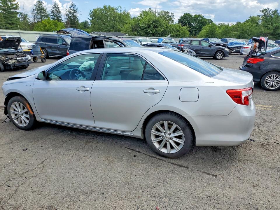 2012 Toyota Camry Hybrid მანქანა იყიდება აუქციონზე, vin: 4T1BD1FK3CU022238, აუქციონის ნომერი: 62985136