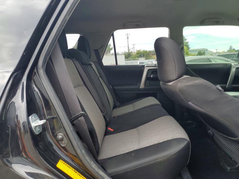 60999786 :رقم المزاد ، JTEMU5JR3M5886822 vin ، 2021 Toyota 4runner مزاد بيع
