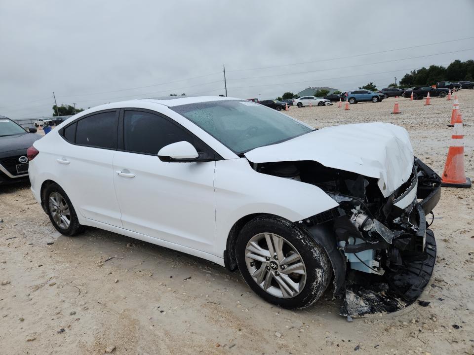 61075686 :رقم المزاد ، 5NPD84LF4KH455036 vin ، 2019 Hyundai Elantra مزاد بيع