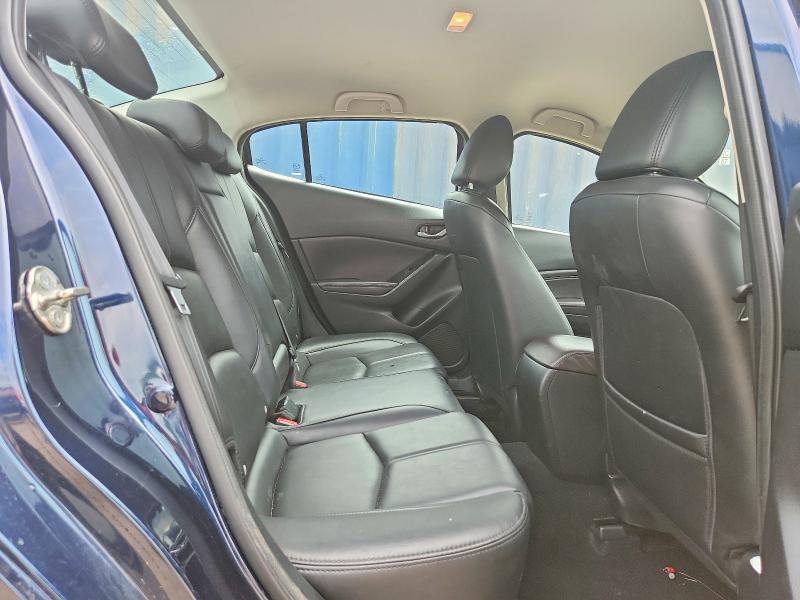 Продаж на аукціоні авто 2018 Mazda 3, vin: 3MZBN1V31JM254976, номер лоту: 60078306