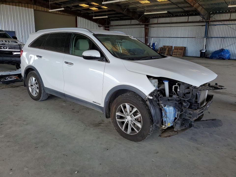 Продажа на аукционе авто 2016 Kia Sorento, vin: 5XYPGDA59GG173984, номер лота: 61901586