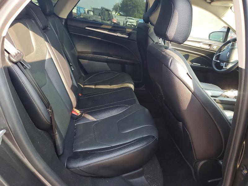 63130086 :رقم المزاد ، 3FA6P0D93LR192345 vin ، 2020 Ford Fusion مزاد بيع