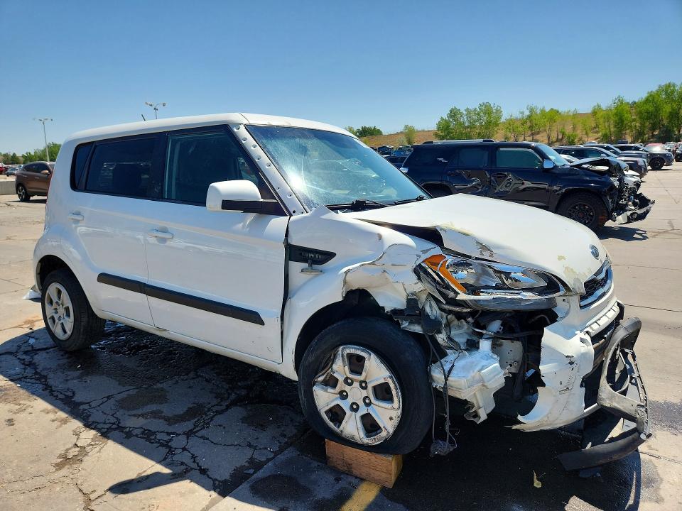 61009246 :رقم المزاد ، KNDJT2A59C7391601 vin ، 2012 Kia Soul مزاد بيع