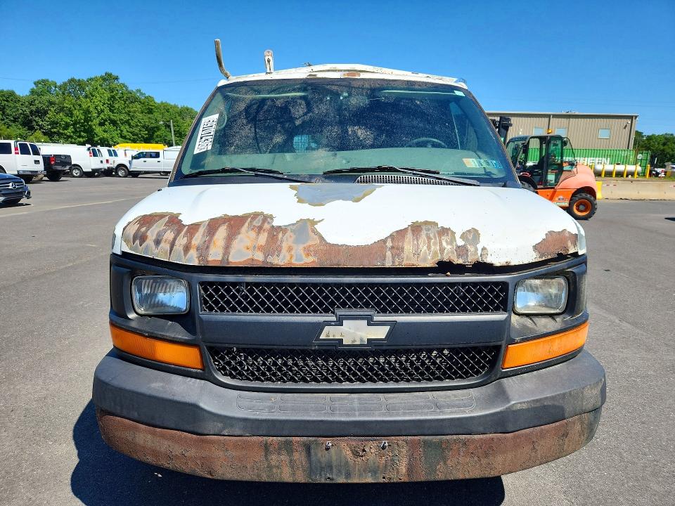 59707436 :رقم المزاد ، 1GCGG25C281229116 vin ، 2008 Chevrolet Express G2500 مزاد بيع