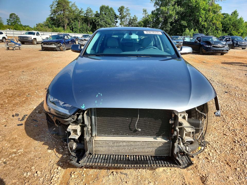 85618335 :رقم المزاد ، WAUAFAFL8EN030381 vin ، 2014 Audi A4 مزاد بيع