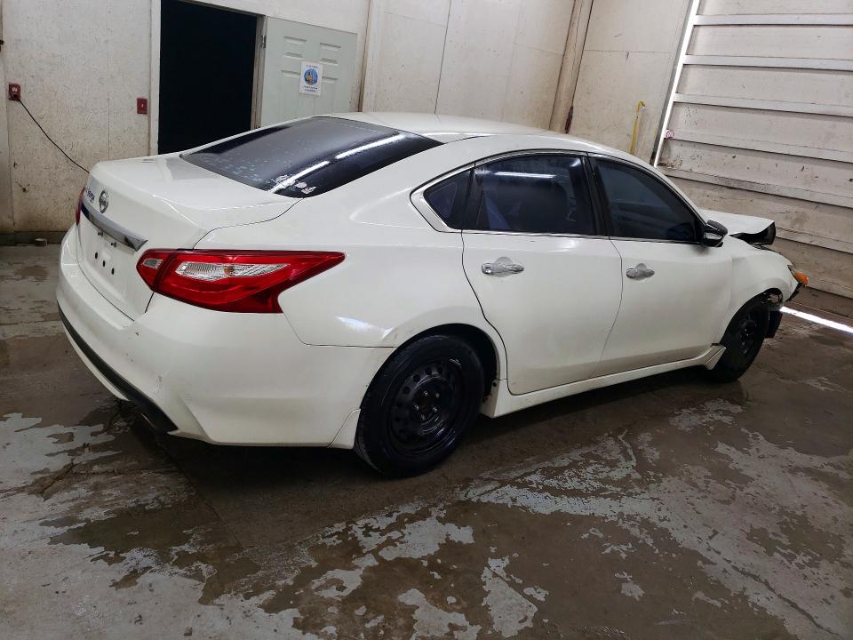 60224196 :رقم المزاد ، 1N4AL3AP4HC481122 vin ، 2017 Nissan Altima مزاد بيع