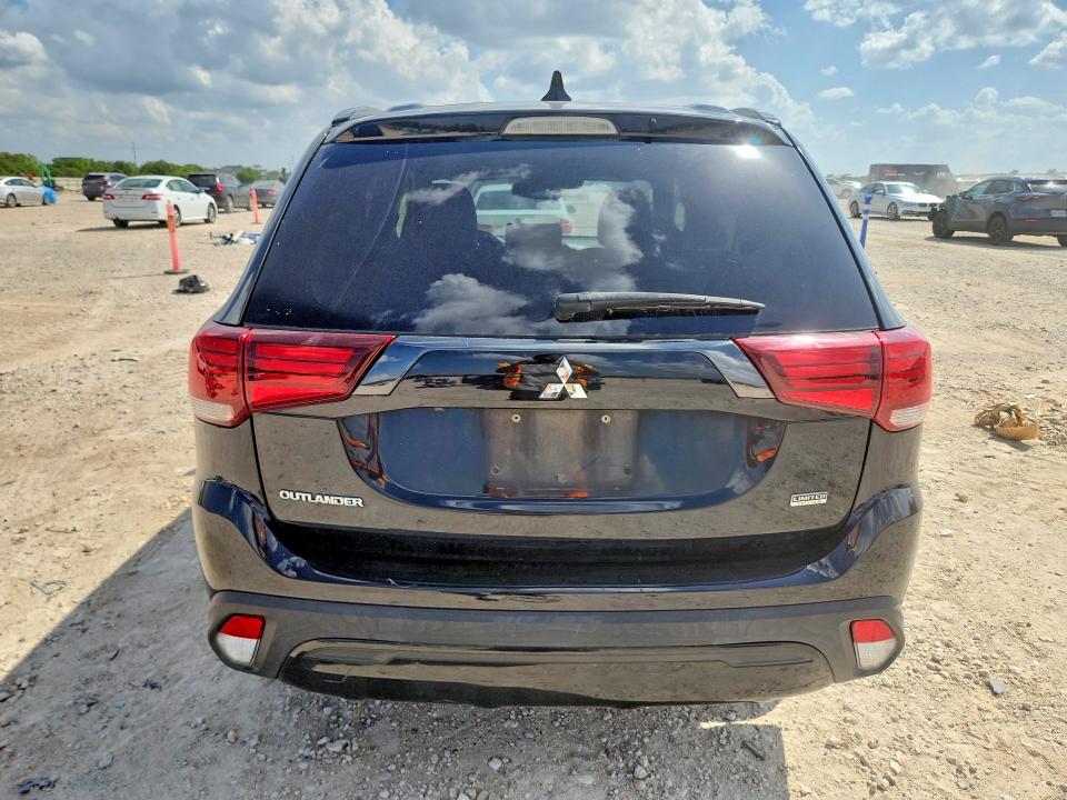2020 Mitsubishi Outlander მანქანა იყიდება აუქციონზე, vin: JA4AD3A35LZ030513, აუქციონის ნომერი: 59797686